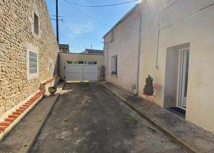 Maison Chaleureuse En Pleine Campagne